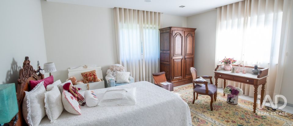 Moradia T4 em Sá de 330 m²