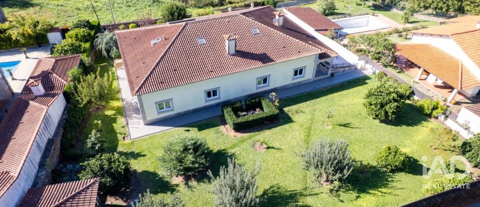 Moradia T4 em Sá de 330 m²