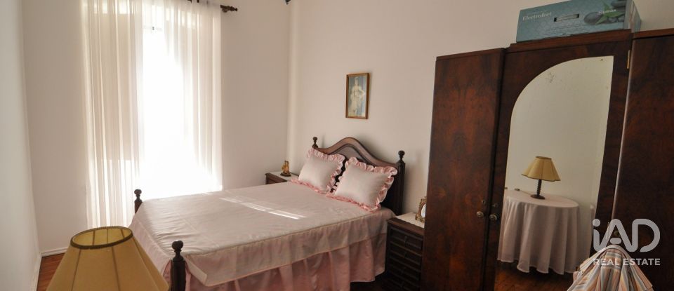 Moradia T8 em Turcifal de 215 m²