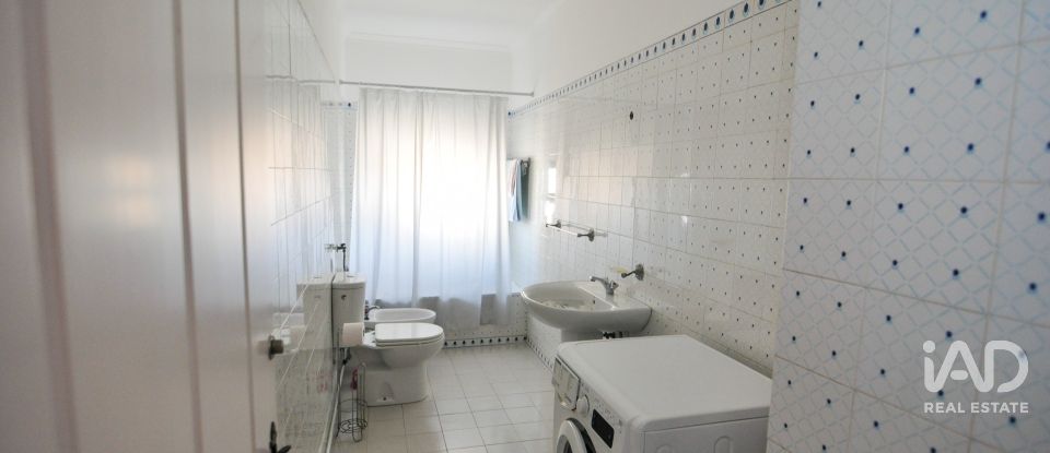 Moradia T8 em Turcifal de 215 m²