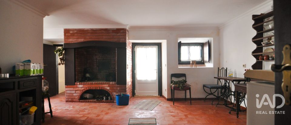 Moradia T8 em Turcifal de 215 m²