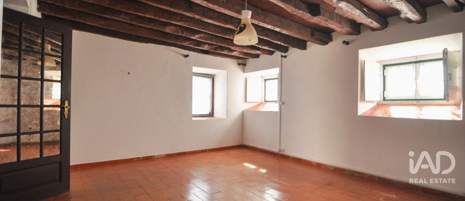 Moradia T8 em Turcifal de 215 m²