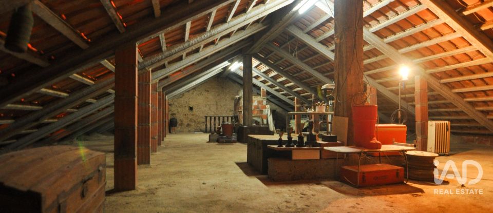 Moradia T8 em Turcifal de 215 m²