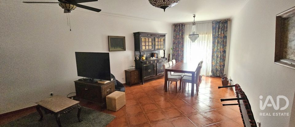 Apartamento T3 em Caldas da Rainha - Santo Onofre e Serra do Bouro de 145 m²