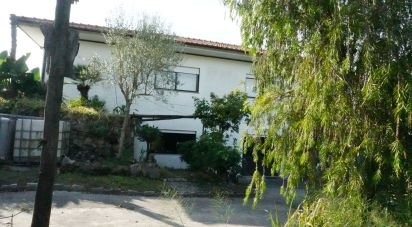 House T4 in Anha of 400 m²