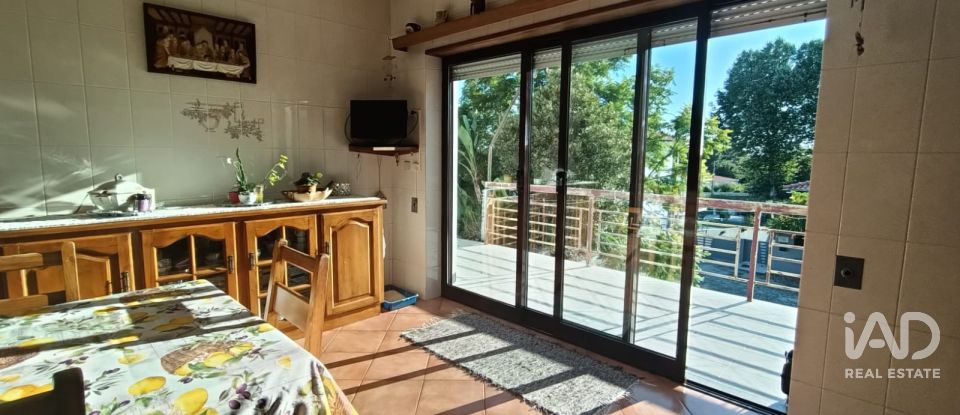 Moradia T4 em Anha de 400 m²