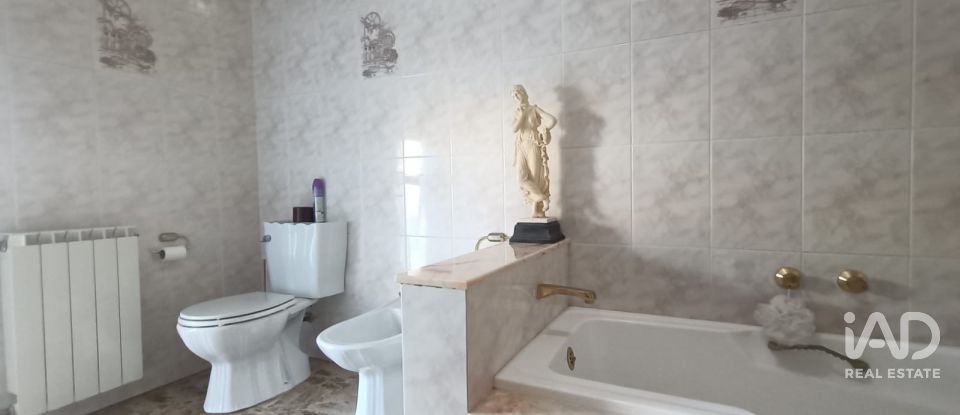 Moradia T4 em Anha de 400 m²