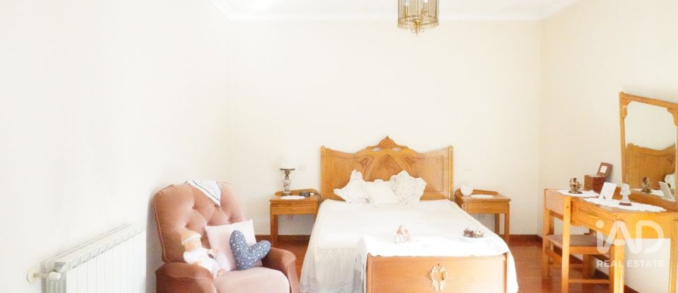 Moradia T4 em Anha de 400 m²