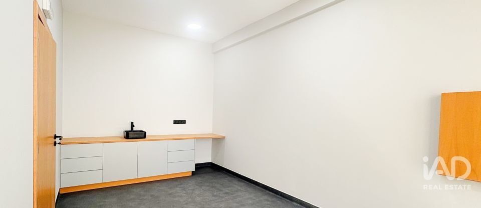 Loja / Estabelecimento Comercial em Parque das Nações de 185 m²