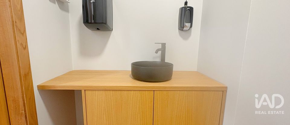 Loja / Estabelecimento Comercial em Parque das Nações de 185 m²