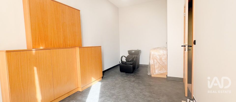 Loja / Estabelecimento Comercial em Parque das Nações de 185 m²