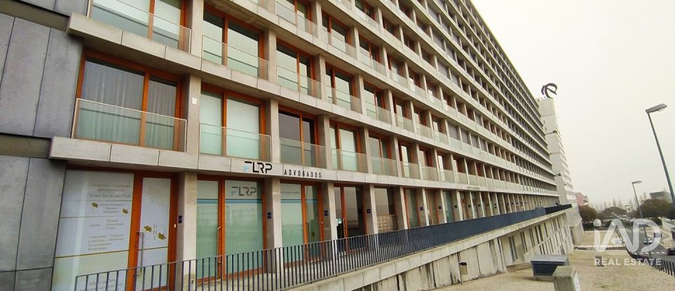 Loja / Estabelecimento Comercial em Parque das Nações de 185 m²