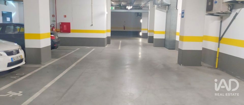 Loja / Estabelecimento Comercial em Parque das Nações de 185 m²