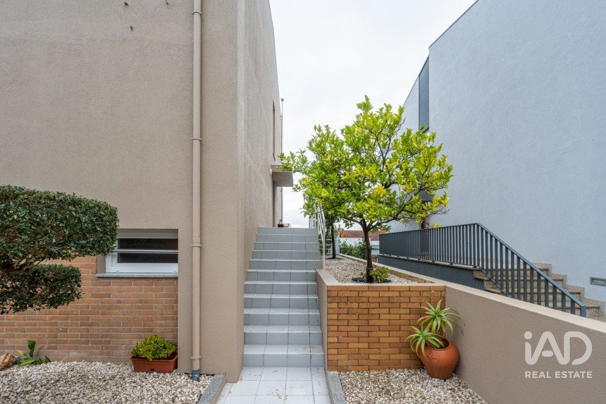 Casa / moradia T3 em Lobão, Gião, Louredo e Guisande de 192 m²