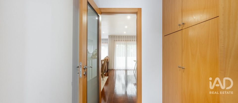 Casa / moradia T3 em Lobão, Gião, Louredo e Guisande de 192 m²