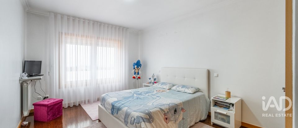 Casa / moradia T3 em Lobão, Gião, Louredo e Guisande de 192 m²