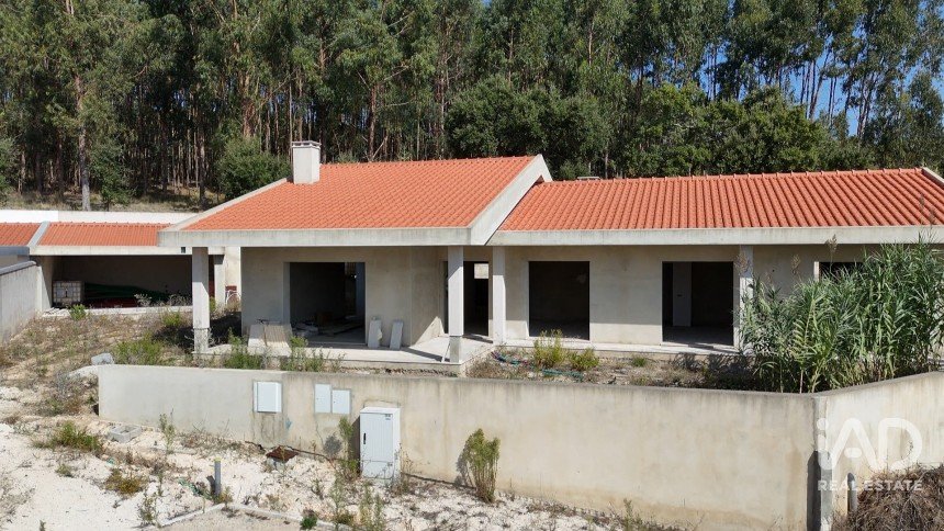 Moradia T3 em Rio Maior de 209 m²