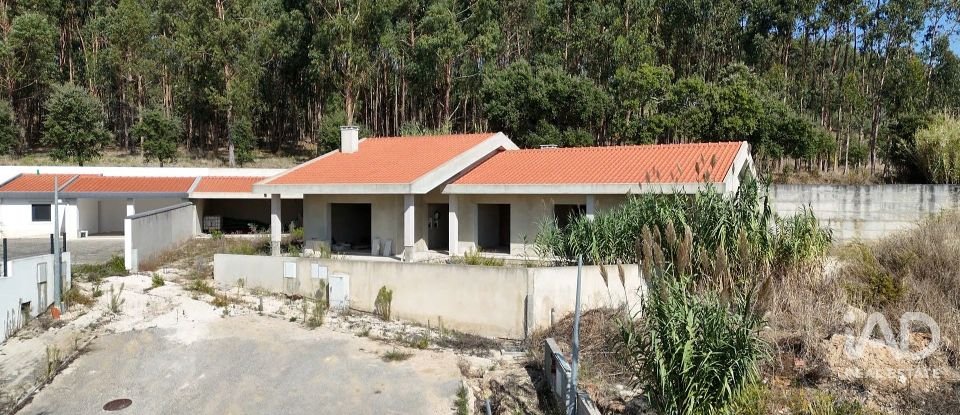 Moradia T3 em Rio Maior de 209 m²