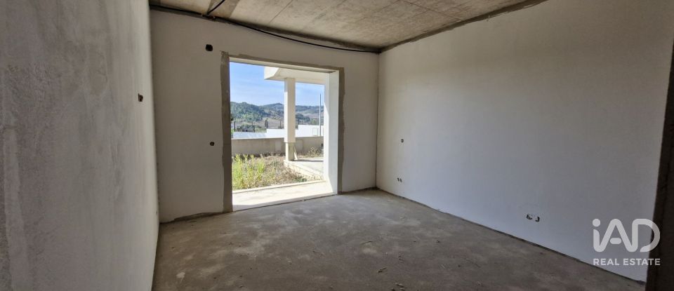 Moradia T3 em Rio Maior de 209 m²