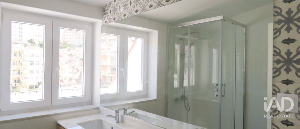 Duplex T4 em Arroios de 100 m²