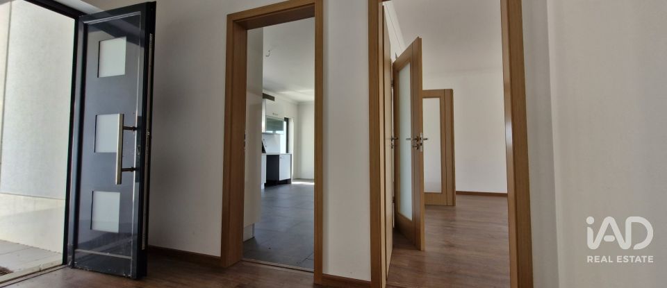 Moradia T4 em Rio Maior de 218 m²