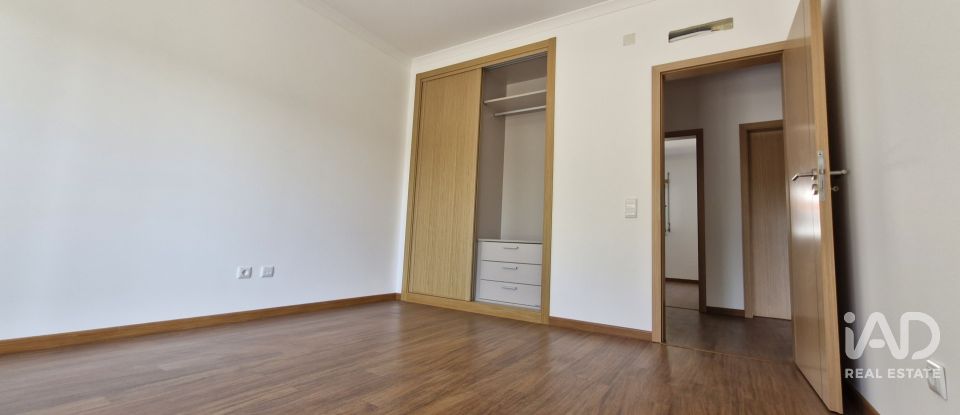 Moradia T4 em Rio Maior de 218 m²