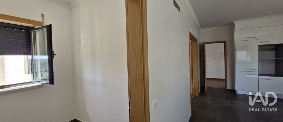 Moradia T4 em Rio Maior de 218 m²