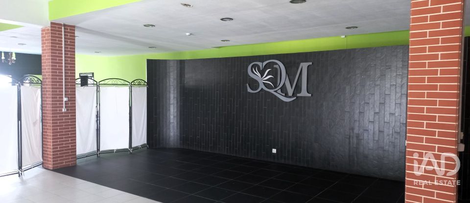 Shop / premises commercial in Arrabal of 890 m²