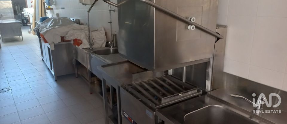 Shop / premises commercial in Arrabal of 890 m²