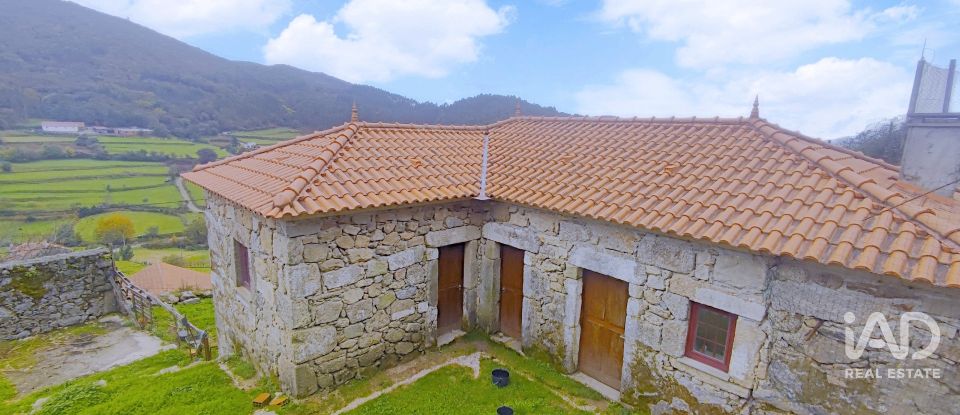 Moradia T2 em Labrujó, Rendufe e Vilar do Monte de 140 m²