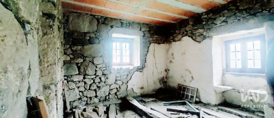 Moradia T2 em Labrujó, Rendufe e Vilar do Monte de 140 m²