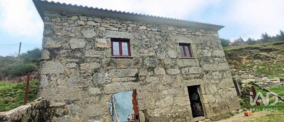 Moradia T2 em Labrujó, Rendufe e Vilar do Monte de 140 m²