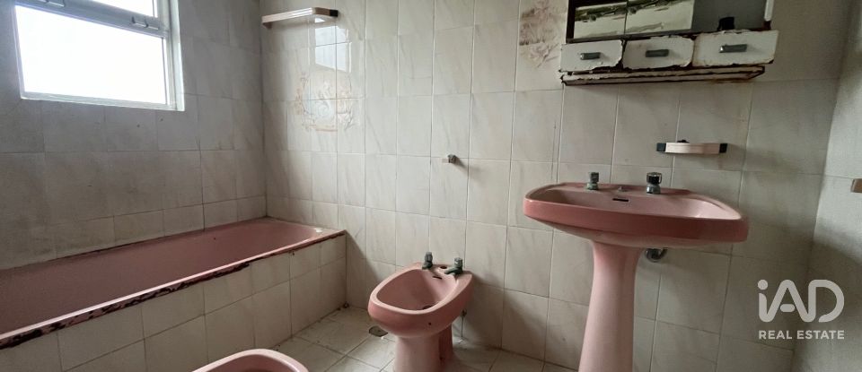 Moradia T0 em Antas de 220 m²