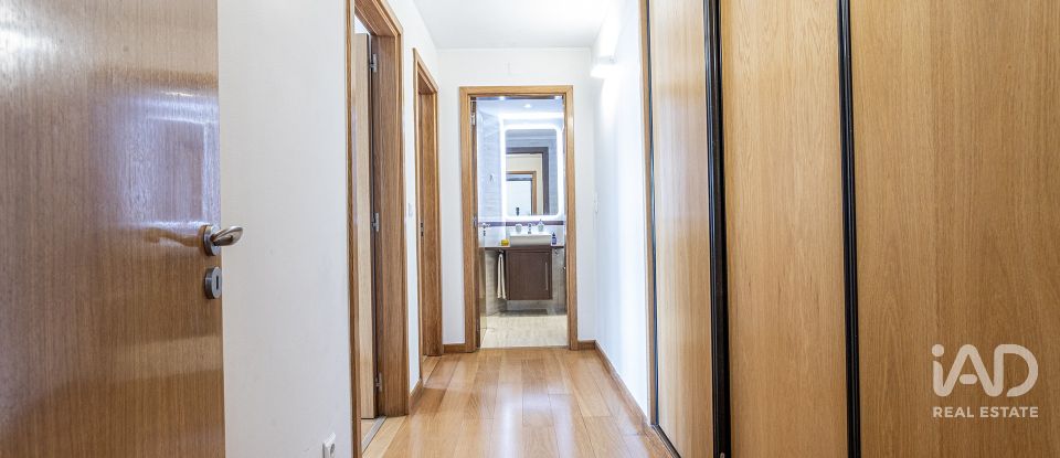 Apartamento T2 em Lumiar de 81 m²