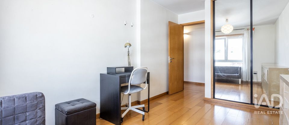 Apartamento T2 em Lumiar de 81 m²