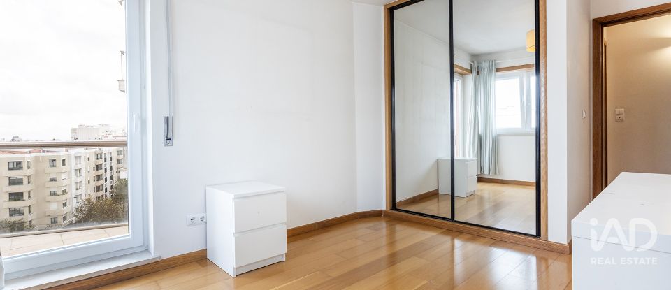 Apartamento T2 em Lumiar de 81 m²