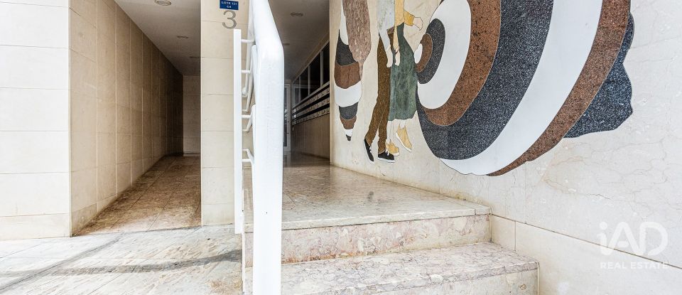 Apartamento T2 em Lumiar de 81 m²