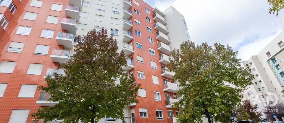 Apartamento T2 em Lumiar de 81 m²