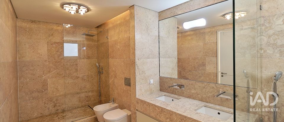 Apartamento T4 em Santo António de 267 m²