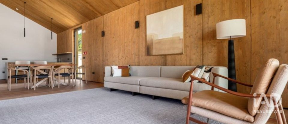 Casa T2 em Amoreira de 158 m²