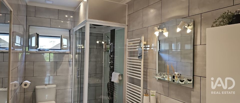 Maison T2 à Ferreira do Zêzere de 104 m²