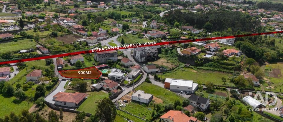 Building plot in Reboreda e Nogueira of 900 m²