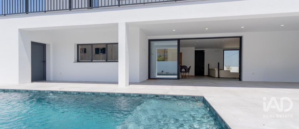 Moradia T3 em Silveira de 253 m²