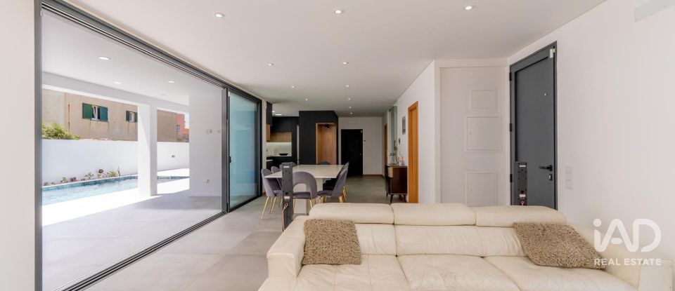 Moradia T3 em Silveira de 253 m²