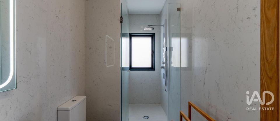 Moradia T3 em Silveira de 253 m²