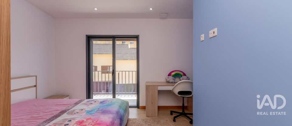 Moradia T3 em Silveira de 253 m²