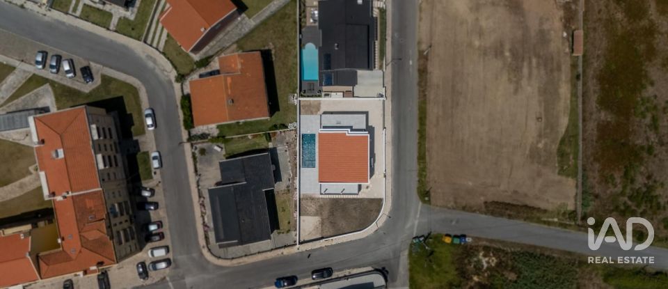 Moradia T3 em Silveira de 253 m²