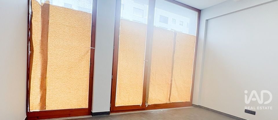 Boutique/Local commercial à Parque das Nações de 185 m²