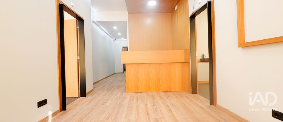 Boutique/Local commercial à Parque das Nações de 185 m²