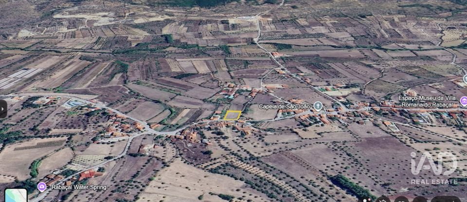 Terreno urbano em São Miguel, Santa Eufémia e Rabaçal de 1 408 m²